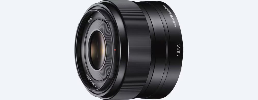 Sony 35mm f/1.8 OSS
